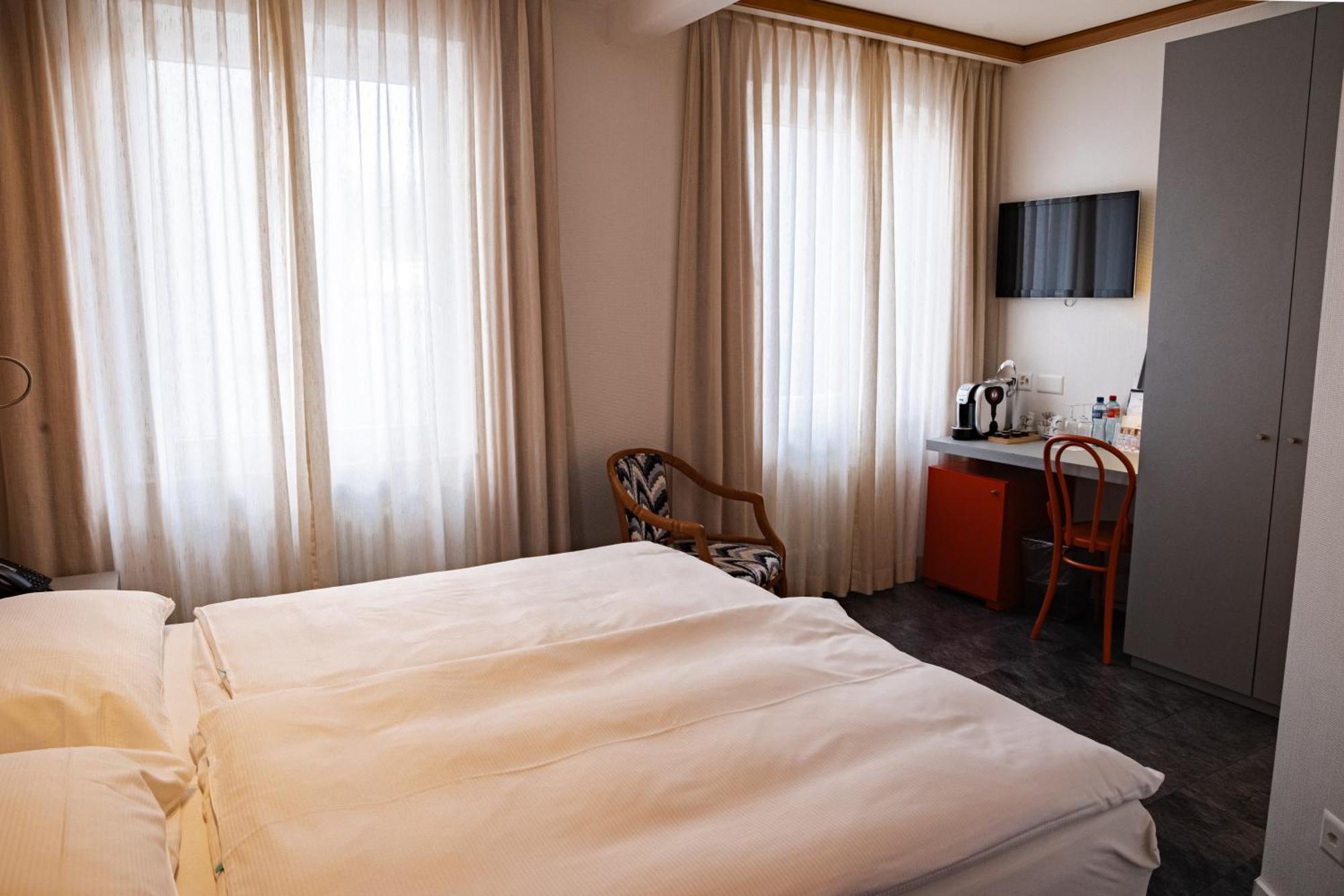 Albergo Carcani By Ketty & Tommy Ασκόνα Εξωτερικό φωτογραφία