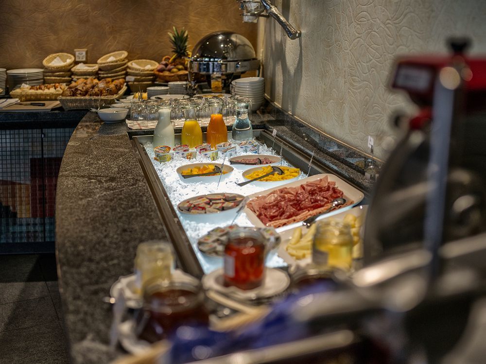 Albergo Carcani By Ketty & Tommy Ασκόνα Εξωτερικό φωτογραφία