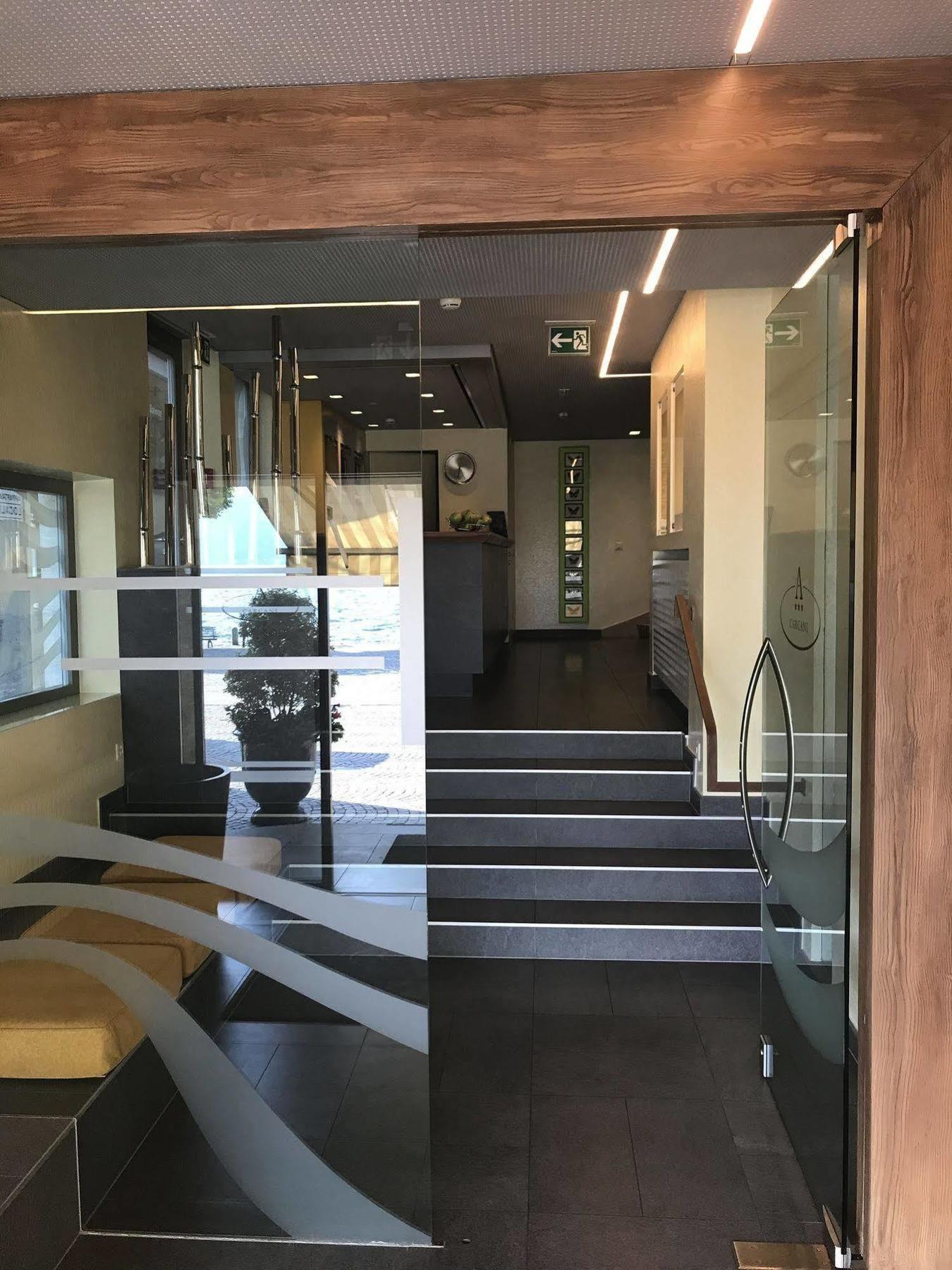 Albergo Carcani By Ketty & Tommy Ασκόνα Εξωτερικό φωτογραφία