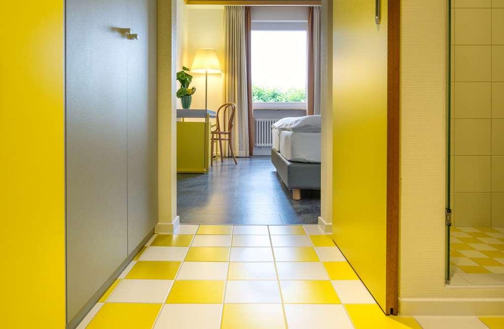 Albergo Carcani By Ketty & Tommy Ασκόνα Δωμάτιο φωτογραφία